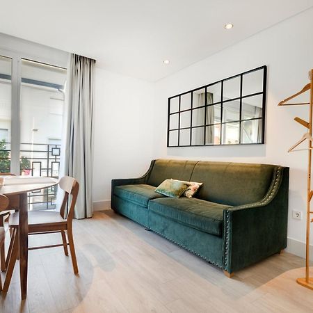 Apartamentos Turisticos La Plaza Chipiona Luaran gambar