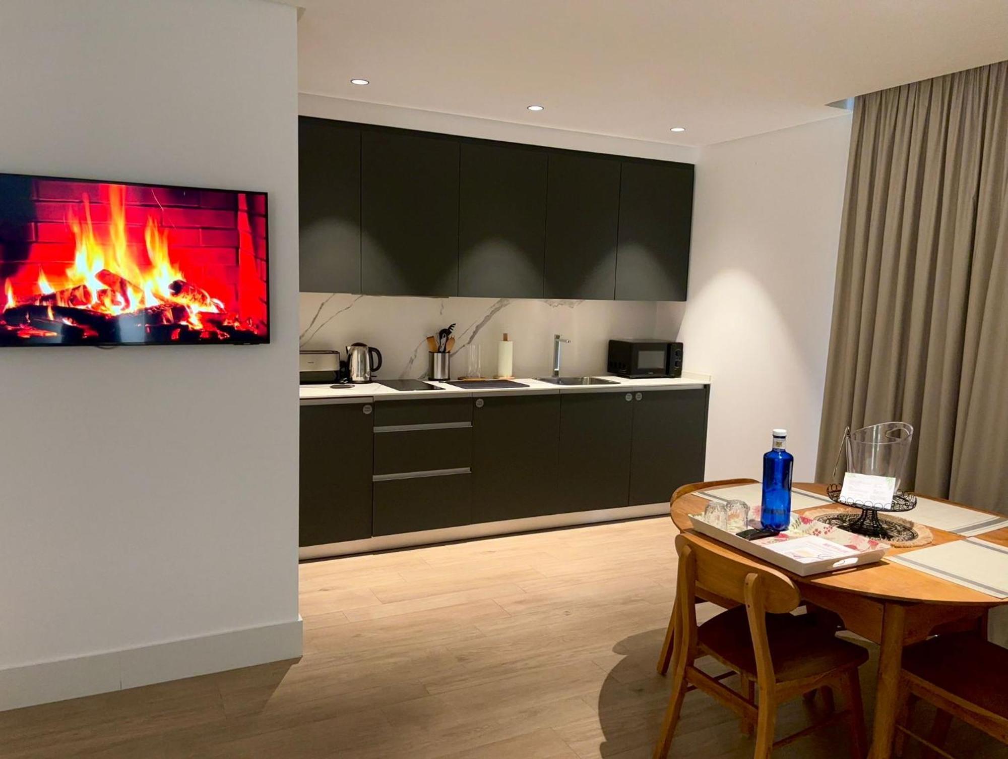 Apartamentos Turisticos La Plaza Chipiona Luaran gambar