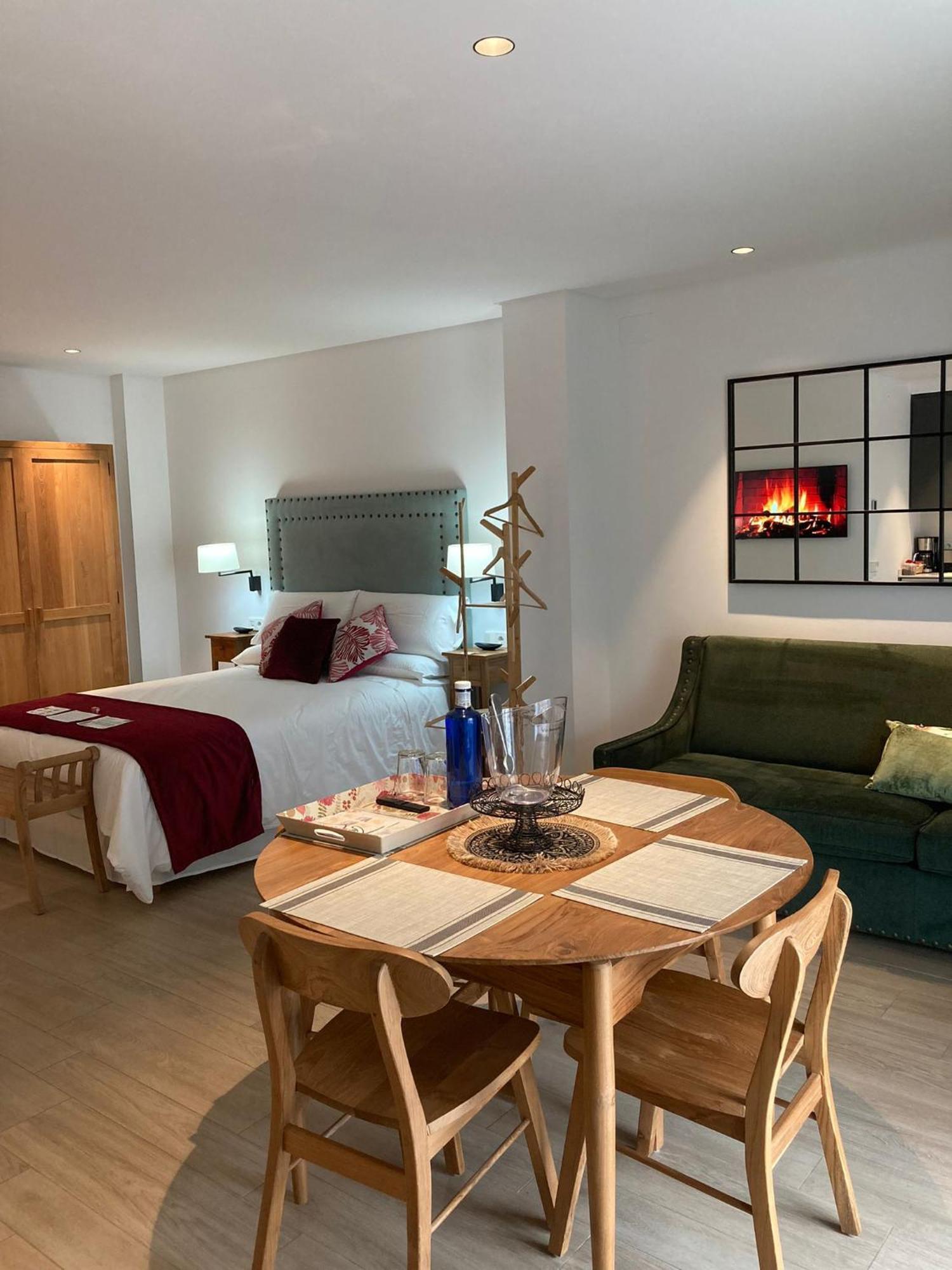Apartamentos Turisticos La Plaza Chipiona Luaran gambar