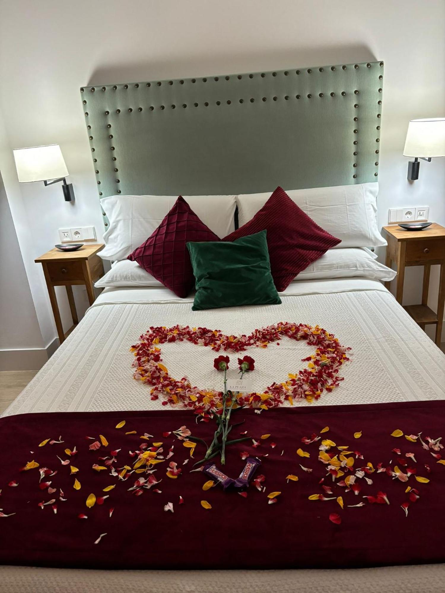 Apartamentos Turisticos La Plaza Chipiona Luaran gambar
