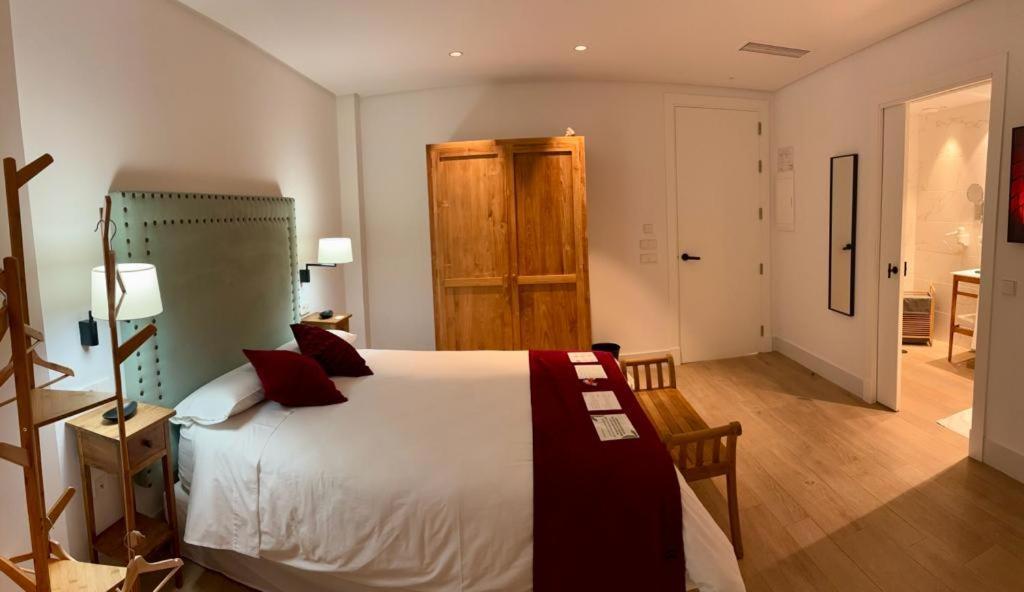 Apartamentos Turisticos La Plaza Chipiona Luaran gambar
