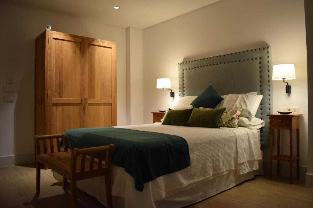 Apartamentos Turisticos La Plaza Chipiona Luaran gambar